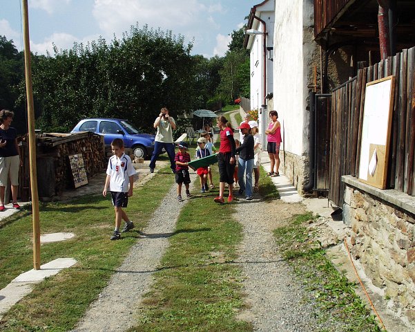 img00004.jpg