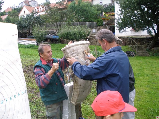 img00018.jpg