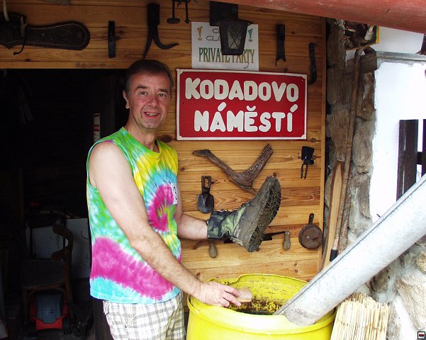 img00103.jpg