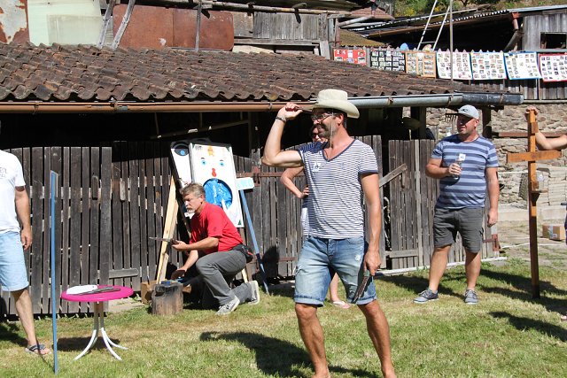 img00044.jpg