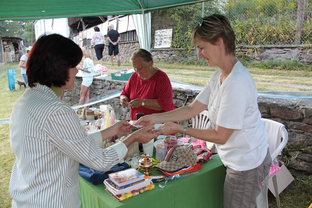 img00100.jpg