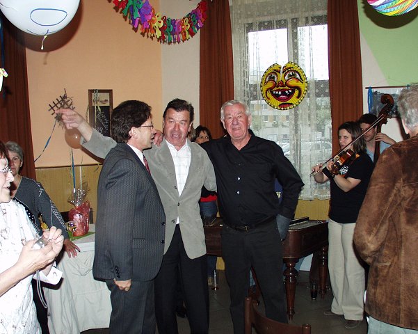 img00025.jpg