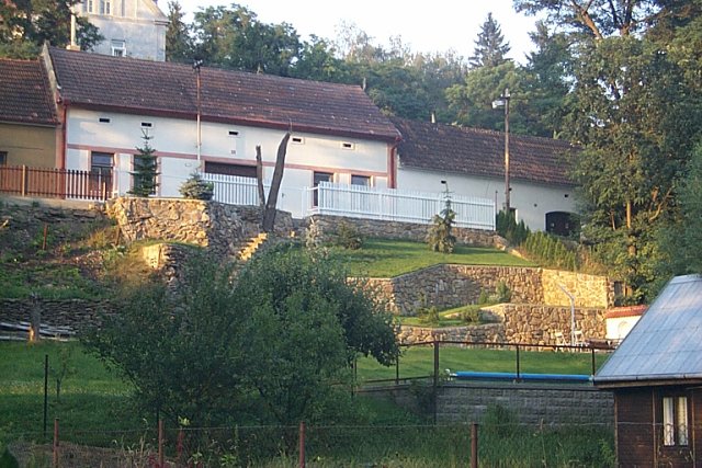 img00021.jpg